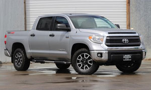 toyota-tundra-2015-greenwood-hollister